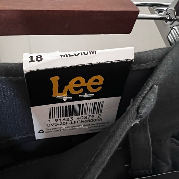 NWT Lee Trouser Pants, Gray, Size 18 - Picture 3 of 7